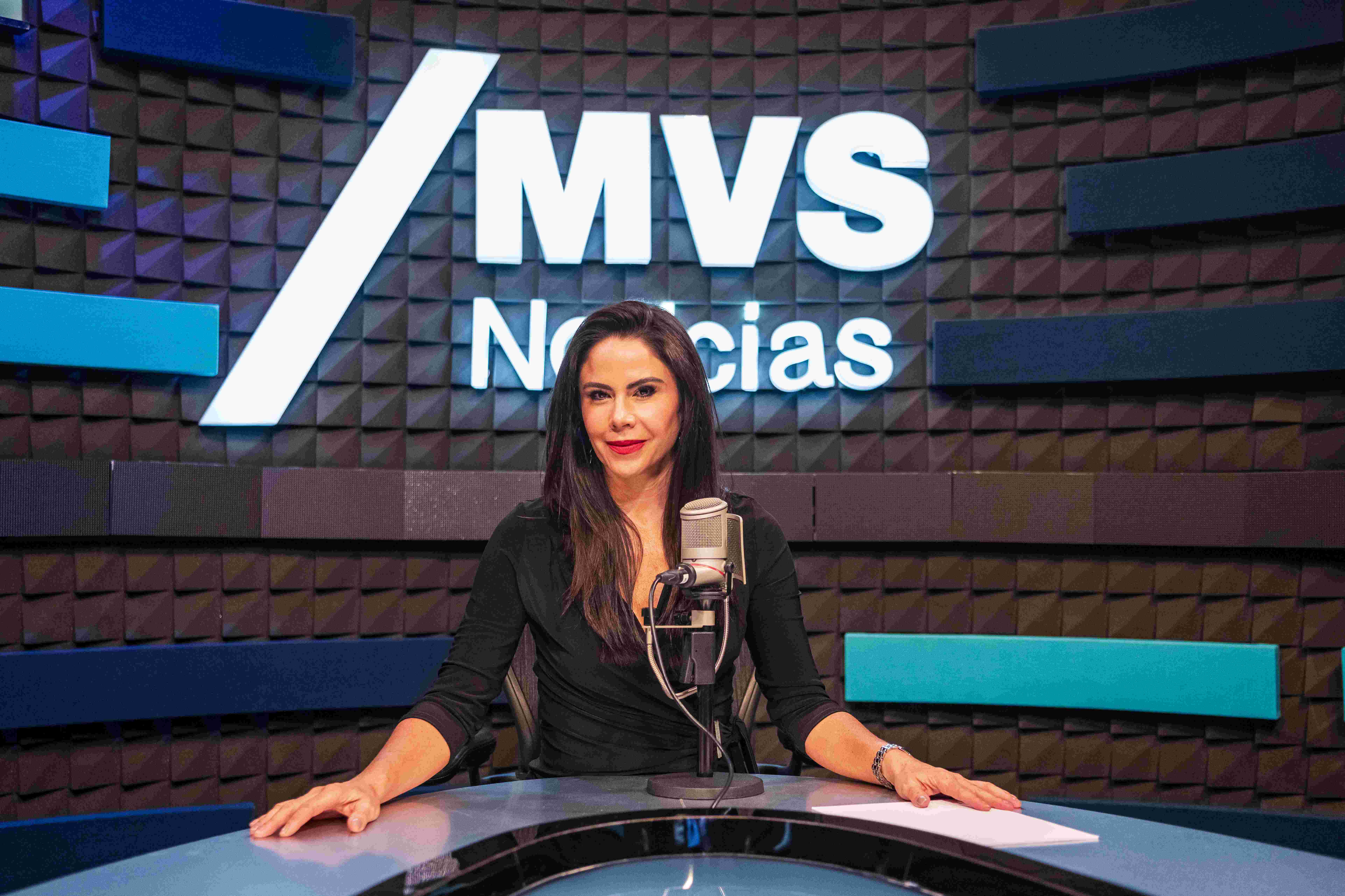 En este momento estás viendo Paola Rojas en MVS Noticias