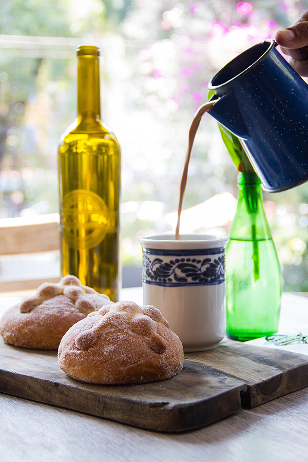 Lee más sobre el artículo Fonda Garufa presenta el mejor pan de muerto de la CDMX